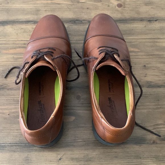Florsheim Size 9 Mens Brown Leather Center Cap Toe Oxford - Picture 2 of 4